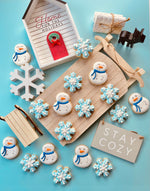 Load image into Gallery viewer, Winter Snow Globe