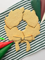 Load image into Gallery viewer, "Holiday Wreath" Cookie Decorating Class (Beginner Level) (Sat. Dec. 20th)

